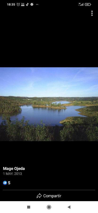 Los Lagos Aznalcollar Luaran gambar